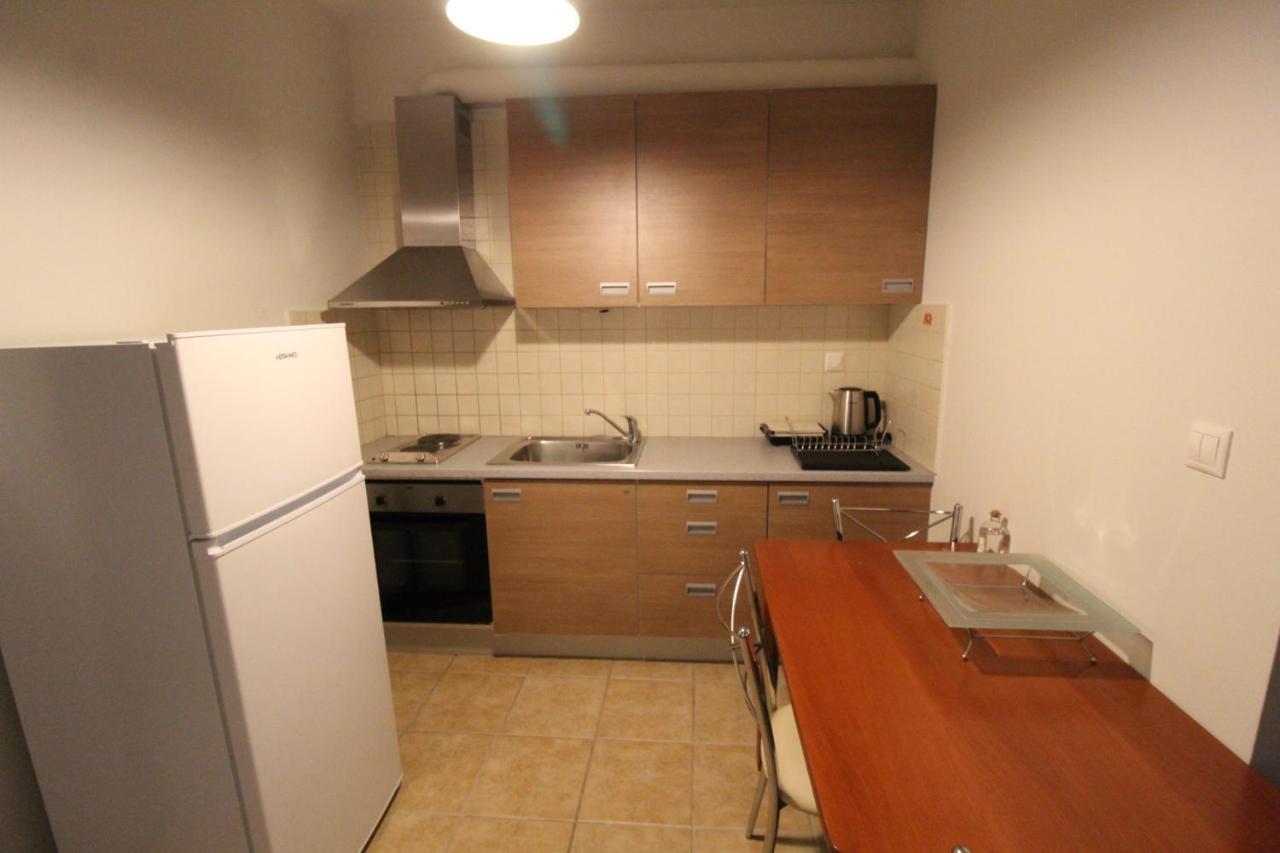 Family'S Houses Kalavryta Luaran gambar